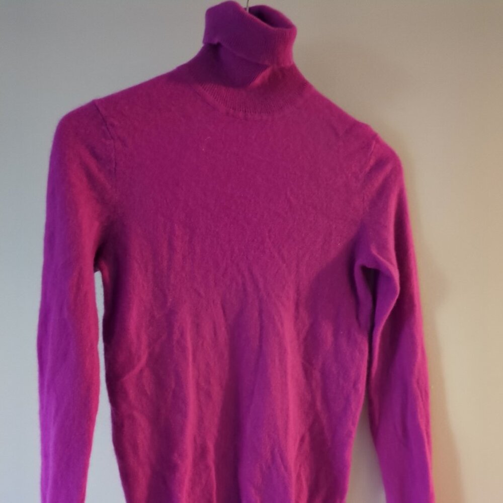 fushia pink turtleneck cashmere